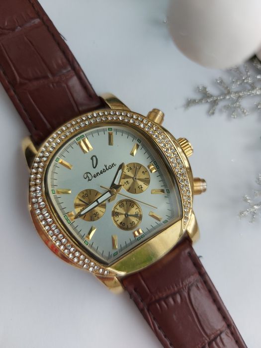 Продам наручные часы.  Новые.