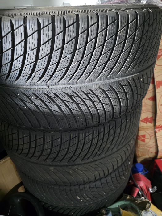295 35 21 Anvelope iarna Michelin Alpin 5 Porsche Cayenne noi