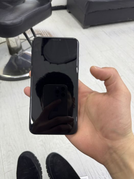 Iphone 11 pro max yomkest 100 alishgan aybi yoq qogan joyi radnoy
