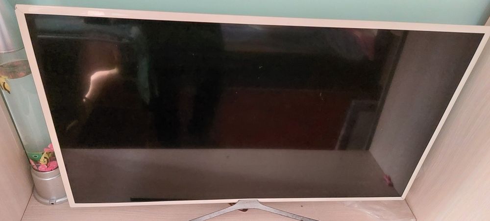 Продаётся телевизор самсунг