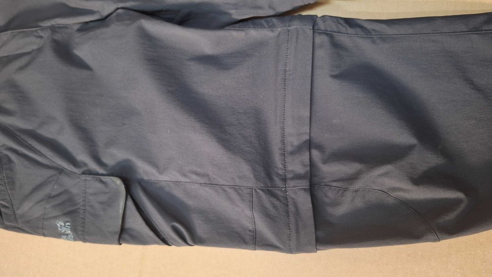 Pantaloni trekking/ sport cu extensii demontabile