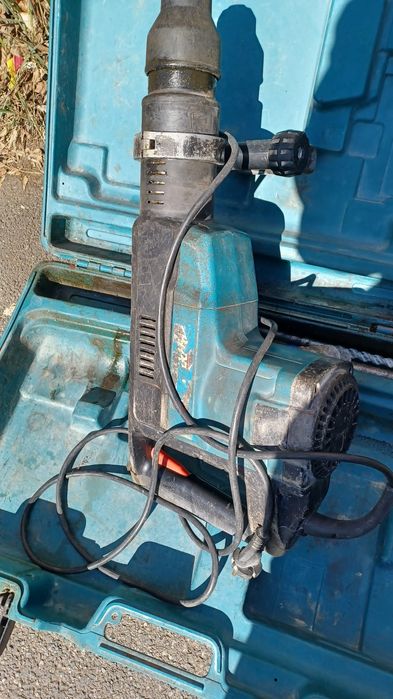 Vând rotopercutor Makita 1500w