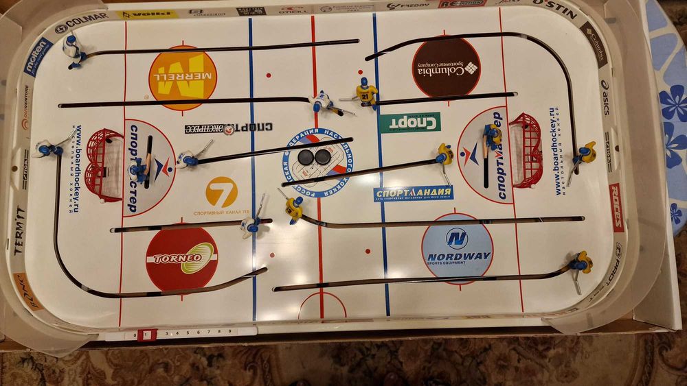 Настольный хоккей