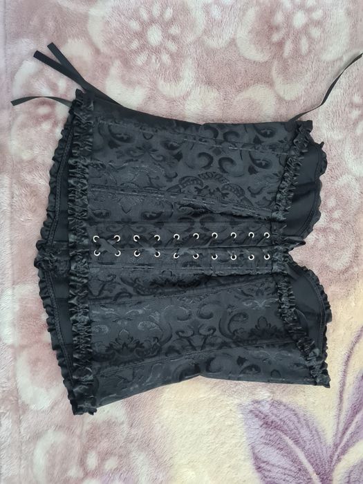 черный женский корсет