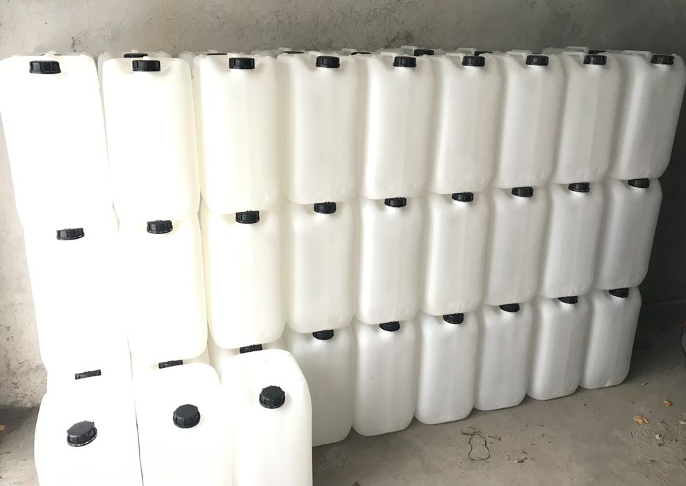 ТУБИ 25л. 10бр. 50лв. НОВИ, чисти и здрави с капачки