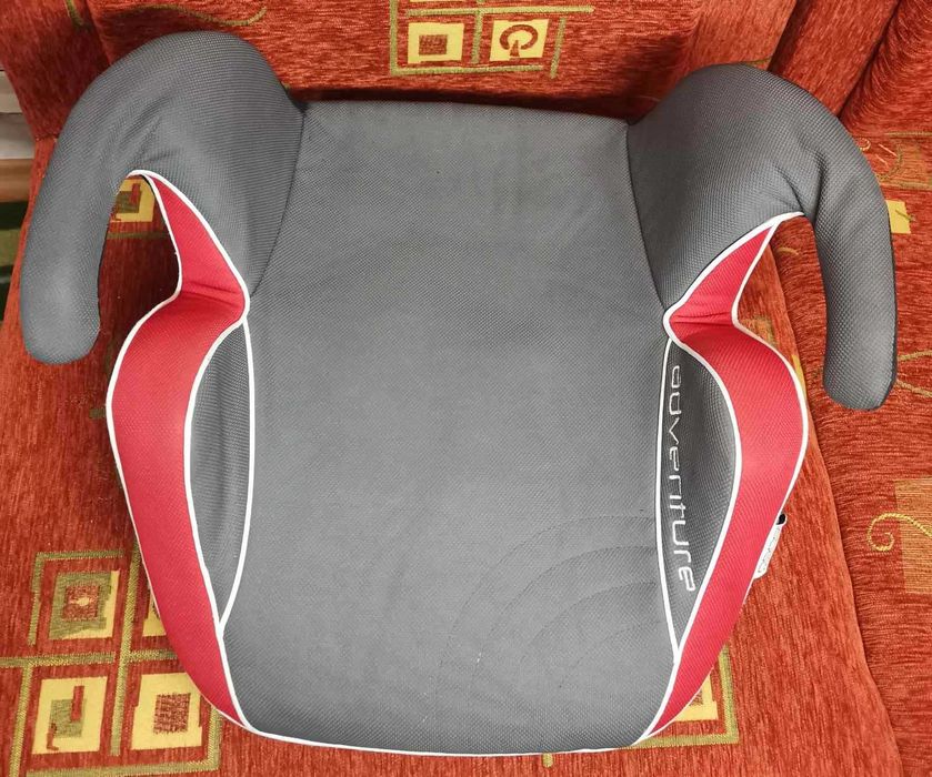 Поставка за дете за кола