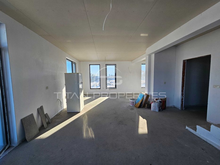 Продава се Къща в с. Брестник, Област Пловдив - 175 кв.м за 1772 €/кв.м - Снимка #2