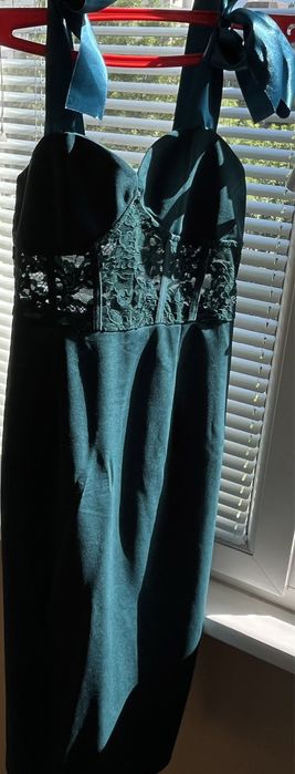 Зелена рокля