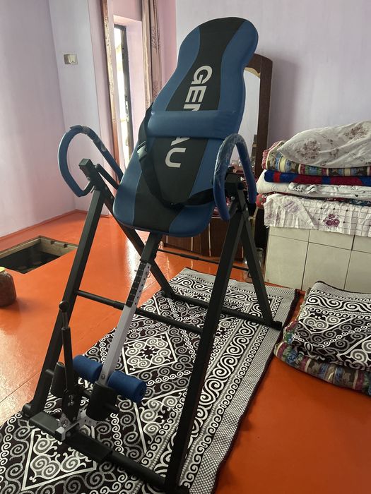 Универсальный стол для боль в спине