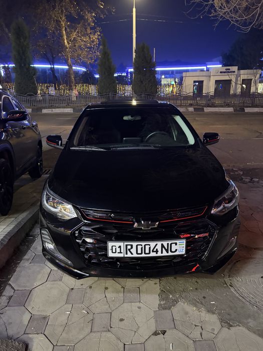 Onix redline chevrolet sotiladi 15600$