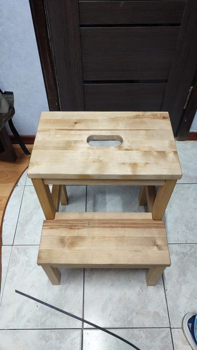 Стул-стремянка с удобной ручкой