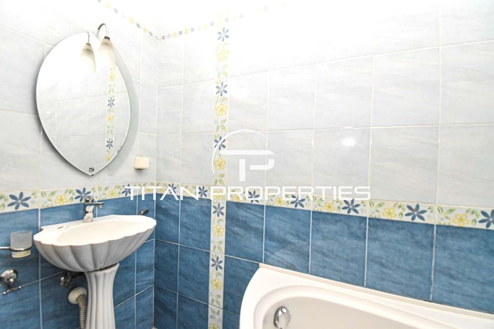 Дава се под наем Двустаен апартамент в София, Хладилника - 70 кв.м за 599 € - Снимка #8