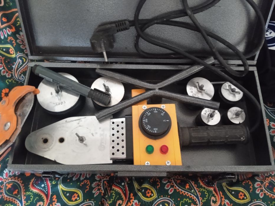 Продам утюк для пластика