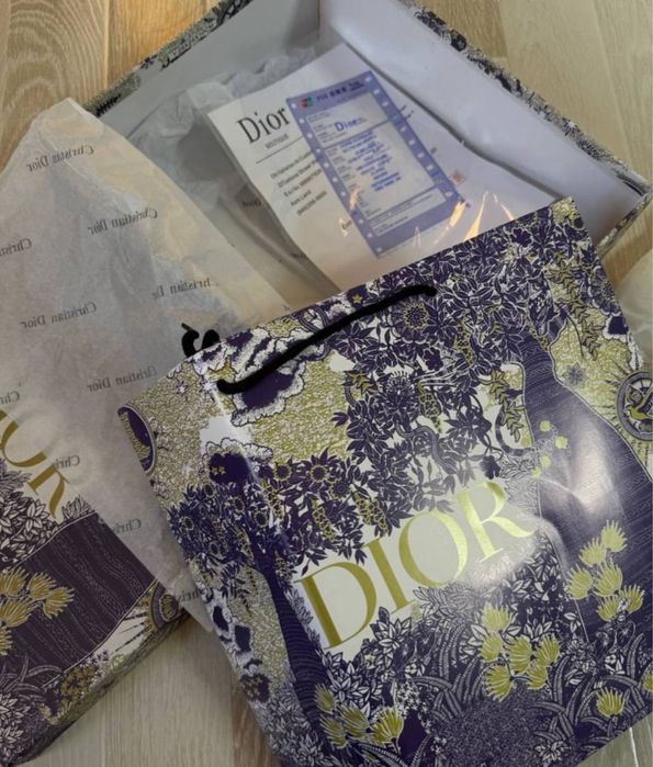 Sandal Dior oyoq kiyim