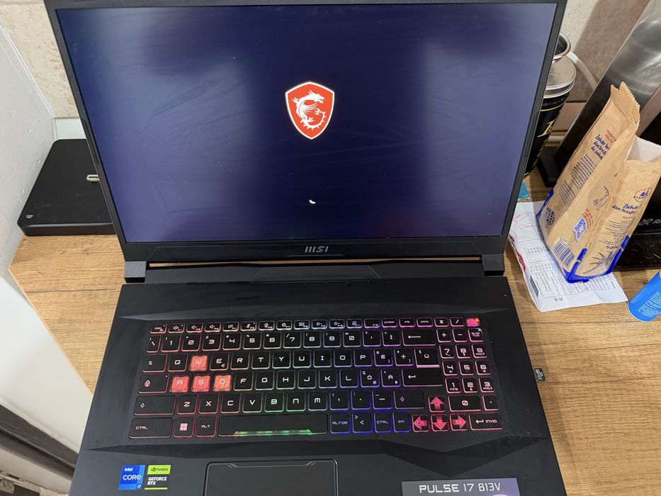 MSI Pulse Katana 17 b13v