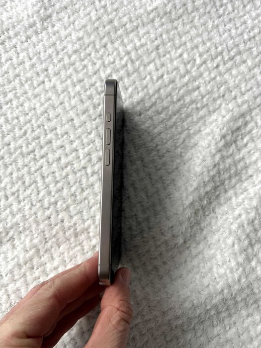 iPhone 15 Pro | Natural Titanium, 512 GB, Baterie 100%