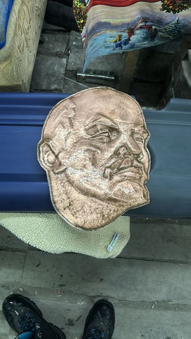 Чеканка из меди Ленин