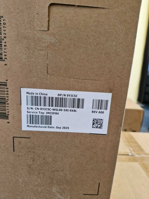 2 ЧИСТО НОВИ монитора Dell P2425H 24 инча