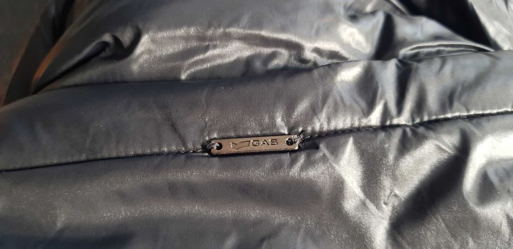 Продавам дамски якета