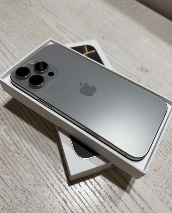 Iphone 16 pro max la cutie