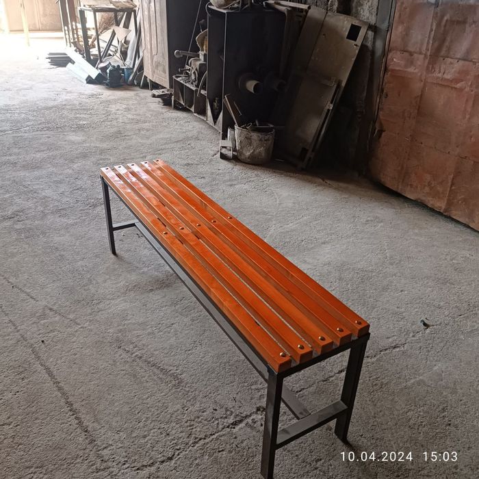 Скамейка уличная