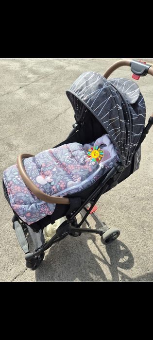 Продам детскую  коляску