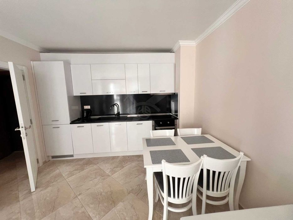 Продава се Едностаен апартамент в Свети Влас - 39 кв.м за 4677 €/кв.м - Снимка #1