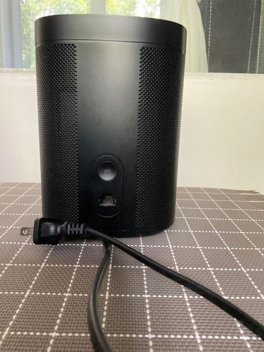 Звуковая колонка Sonos One SL