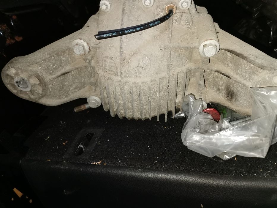 заден диференциал 164 350 04 14 мл 320 в 164 w 164 ML