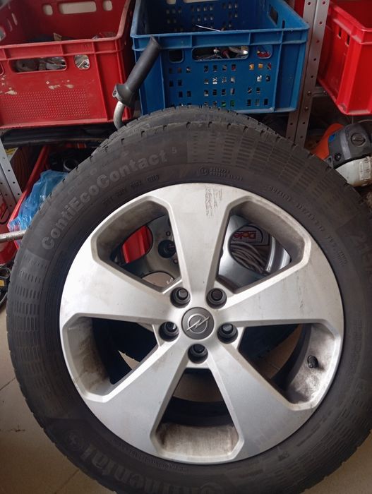 Джанти със Летни Гуми 17ки за Опел Мокка цена 400€