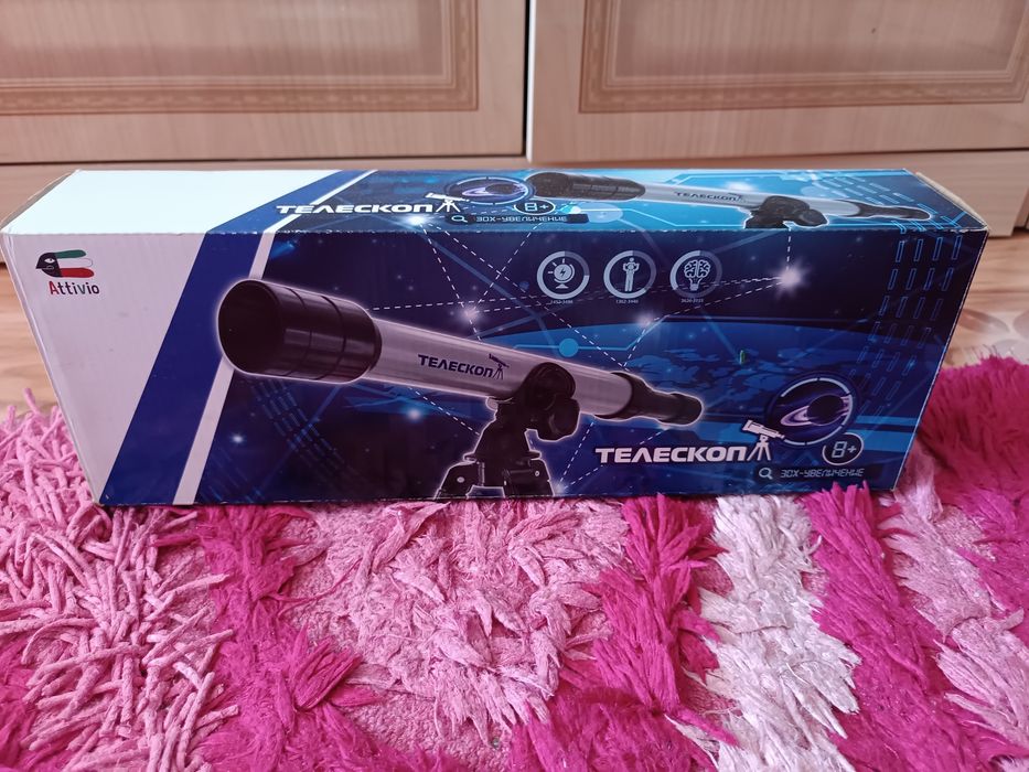 Игрушки.  И хотвилсы