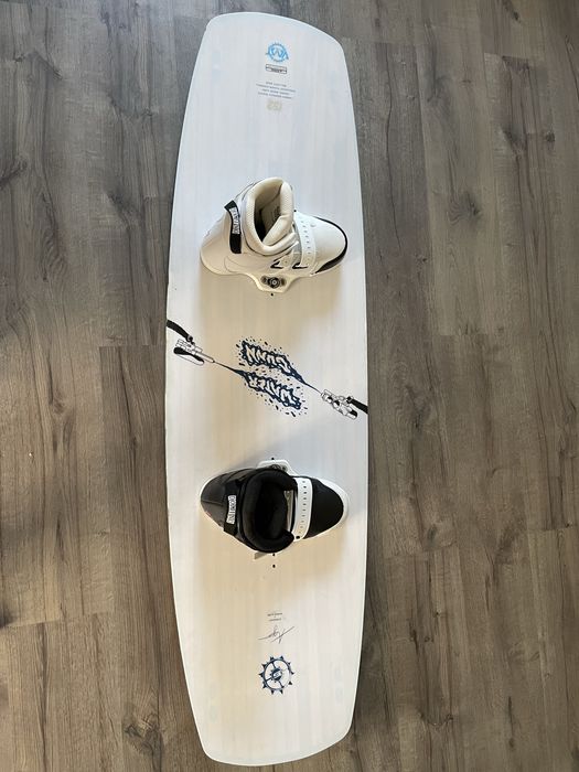 wakeboard slingshot 152 см