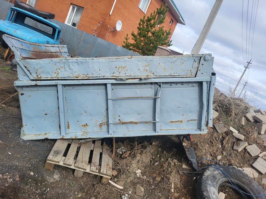 Продам запчасти на зил 130