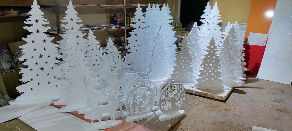 Новогодний декор из пенопласта