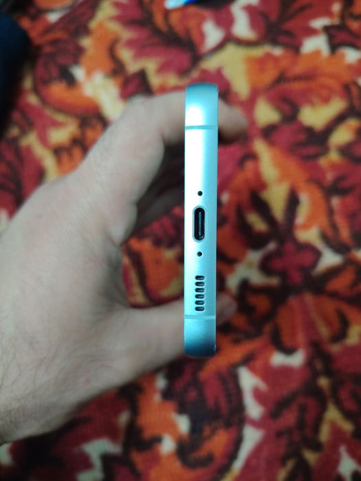 Samsung s23 fe 8/128