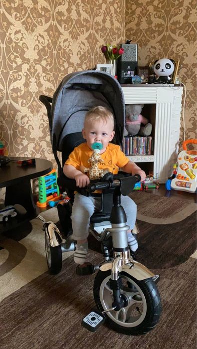 Велосипед трехколесный для малышей  1-3 года