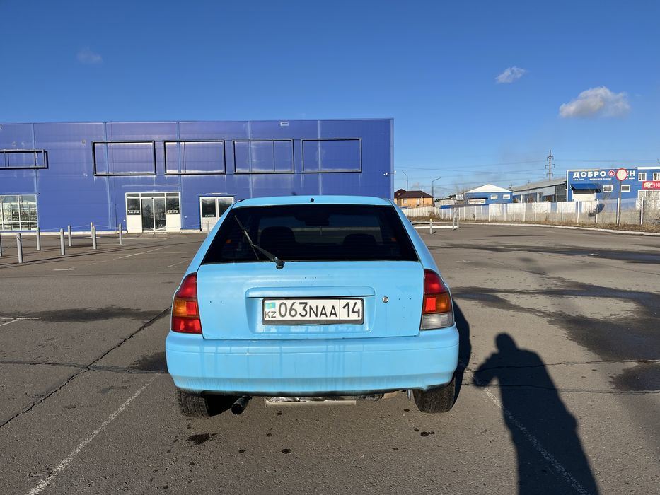Мазда 323 хэтчбэк 2двери mazda