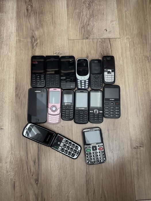 Telefoane cu butoane
