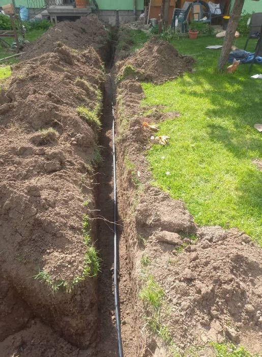 ВиК услуги права и обратна вода Услуги с багер всякакви изкопи за осно