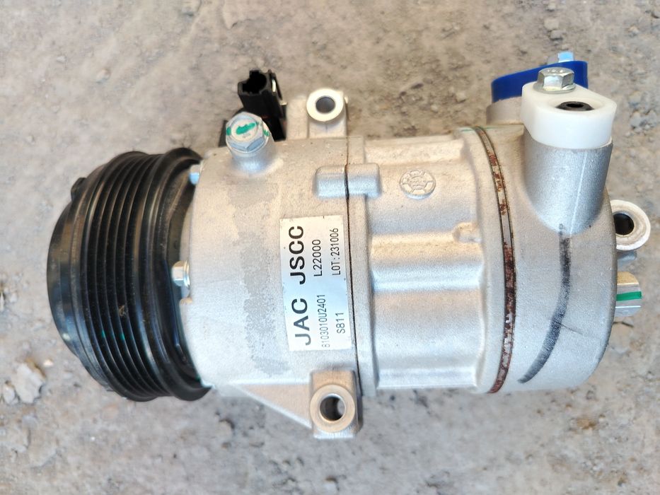 Компрессор кондиционера JAC