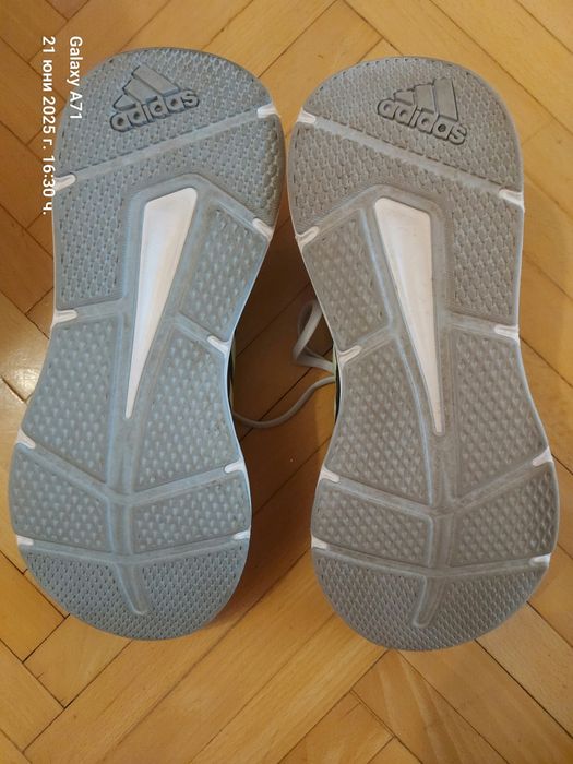 Продавам Летни Маратонки Adidas