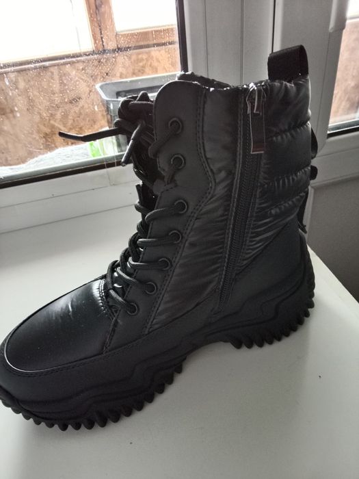 Продам новые дутыши