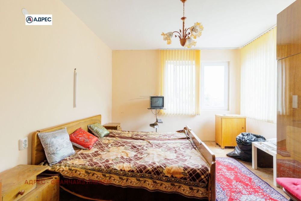 Продава се Етаж от къща в Плевен, 9-ти квартал - 97 кв.м за 1020 €/кв.м - Снимка #3