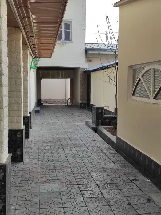 Маклер Керакмас.Ер хисобида сотилмокда.