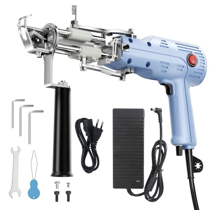 Набор для тафтинга.