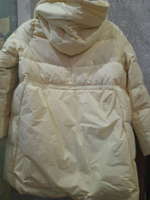 Продаётся весенняя курточка