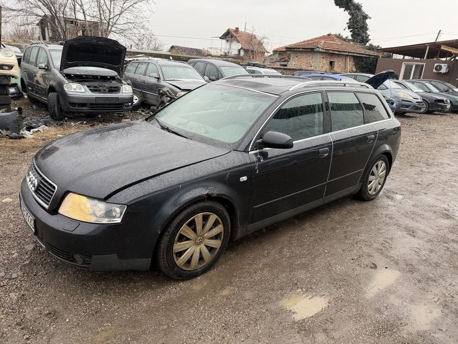 Ауди А4 Б6 3.0 бензим 6 ск само на части