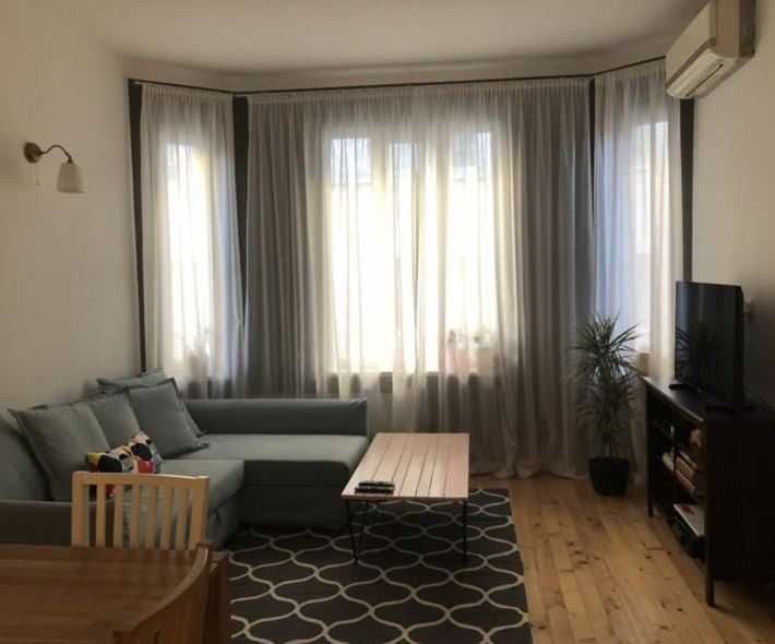 Продава се Тристаен апартамент в София, Център - 83 кв.м за 2410 €/кв.м - Снимка #2