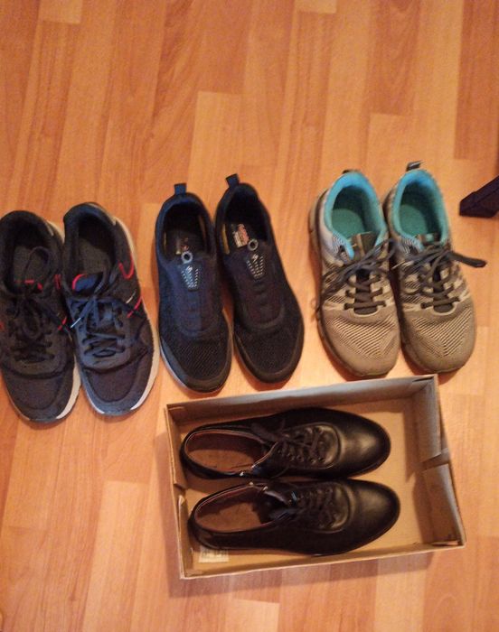 Дышащее кроссовки.