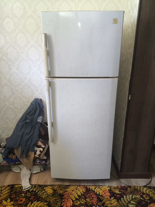Холодильник ДЭУ в отличном состоянии